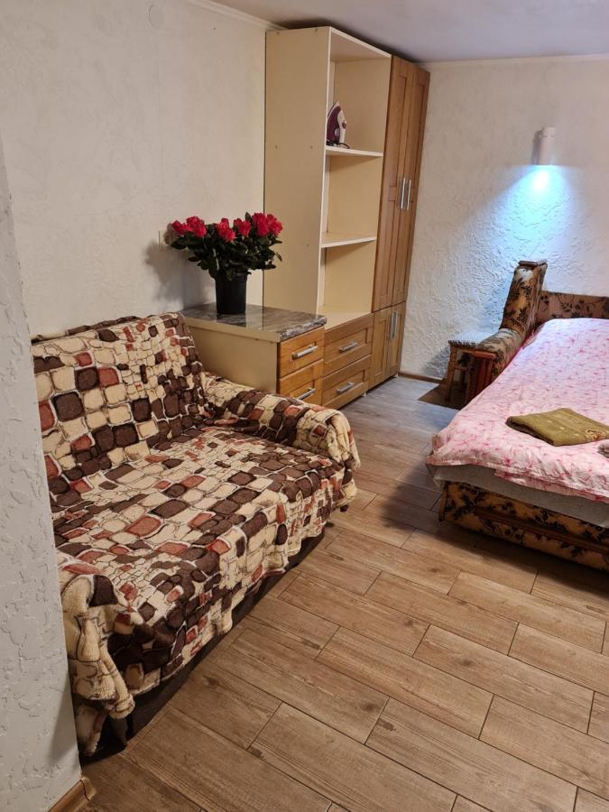 Студіо На Кoновальця Apartment Лвив Екстериор снимка