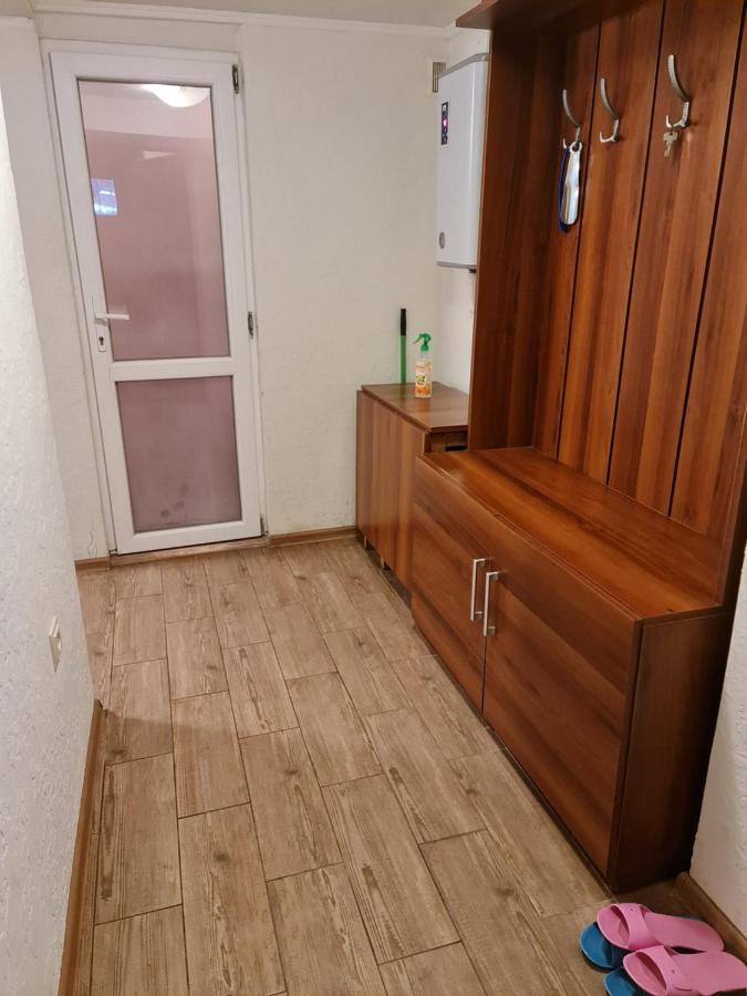 Студіо На Кoновальця Apartment Лвив Екстериор снимка