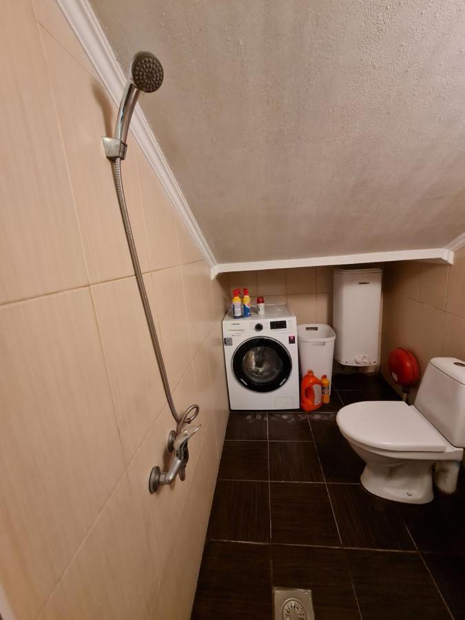 Студіо На Кoновальця Apartment Лвив Екстериор снимка